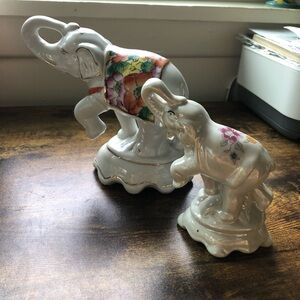 ELEPHANT // Elephant Decor
